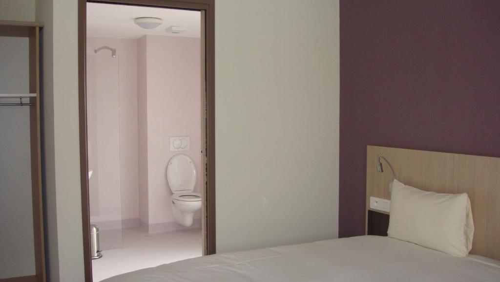 The Originals Access, Hotel Cholet Gare Exterior foto